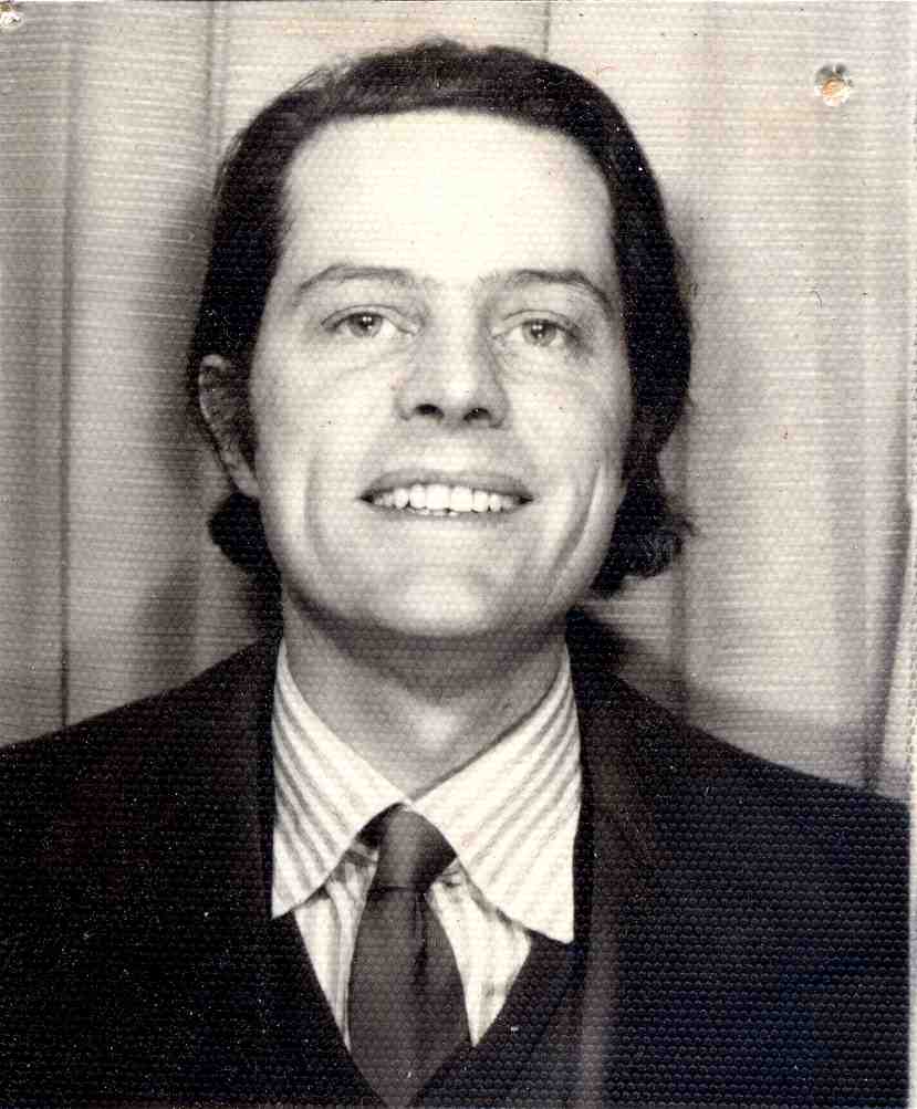 19820000 CAL PASSPORT PHOTO.jpg